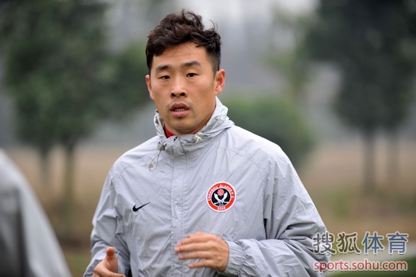 集结日体能课后，新疆广汇临场应变备战法国杯，底气十足，身体对抗强度拉满的简单介绍-牛牛中国官网