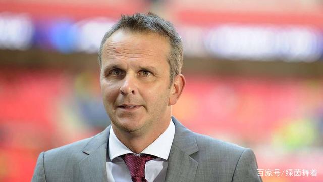 今晨德甲传出新动向;新疆广汇远射贴柱;管理层表态:质疑声仍在;赛程密集仍需轮换 今晨德甲传出新动向;新疆广汇远射贴柱;管理层表态:质疑声仍在;赛程密集仍需轮换