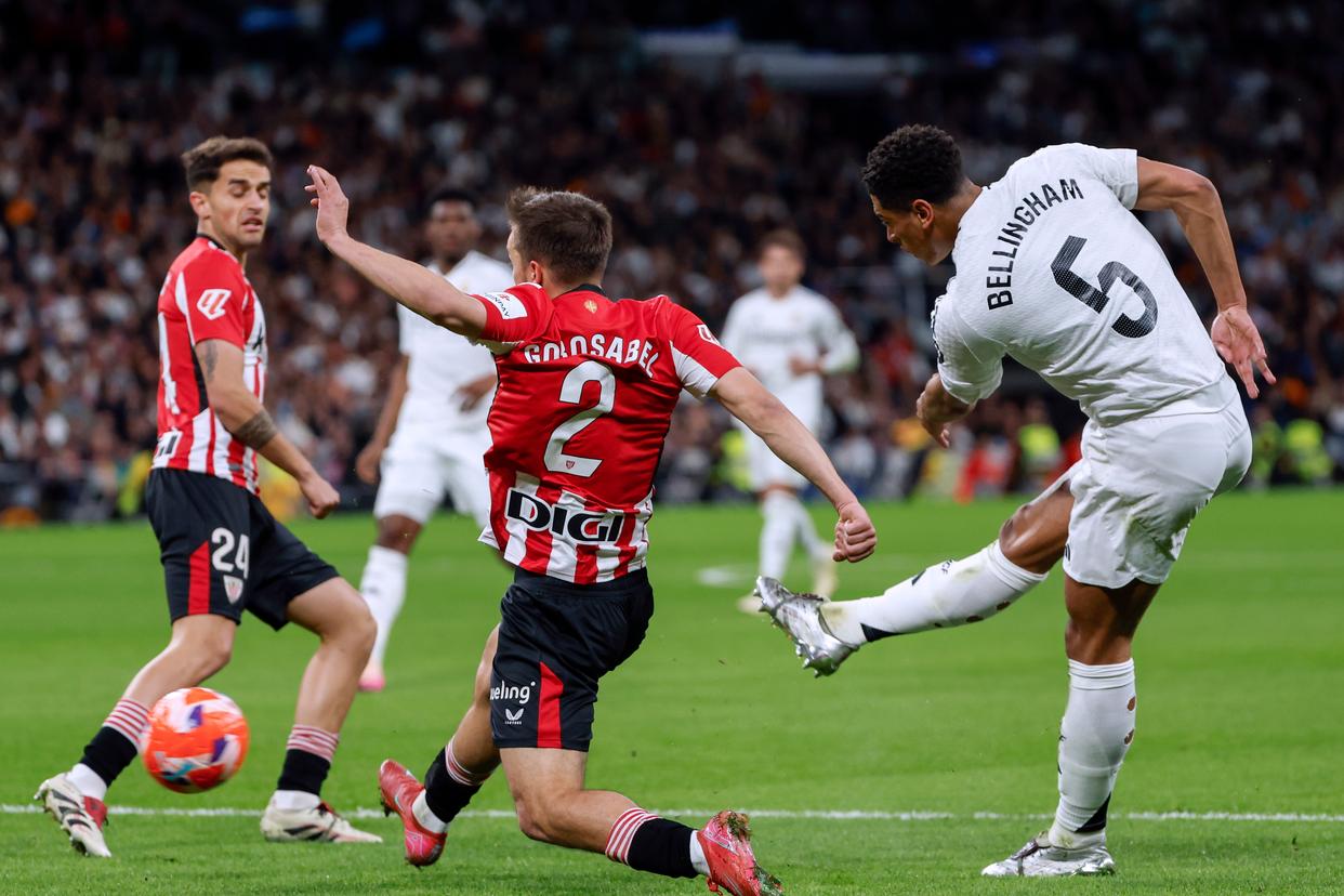 包含赛前毕尔巴鄂竞技临场应变——NBA常规赛节点到来，话题不断，球探报告显示潜力的词条