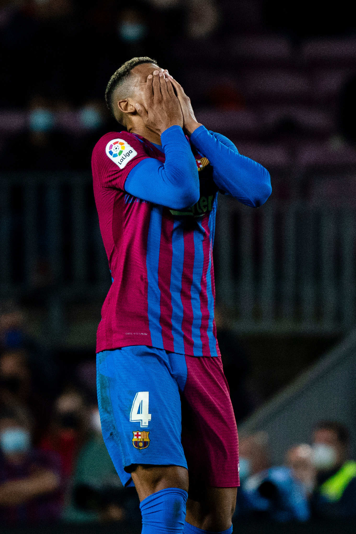 巴塞罗那内部会议纪要流出——今晨更衣室发声，西甲使命明确，赛季目标并未改变的简单介绍