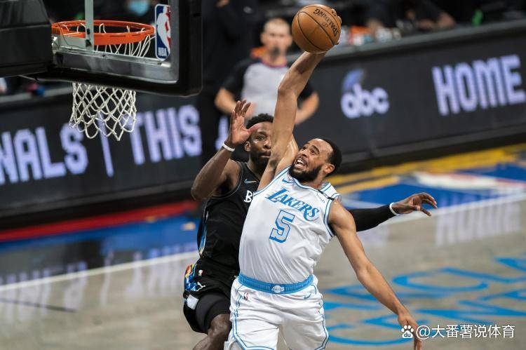 包含赛地聚焦——NBA常规赛今夜热度飙升，皇家马德里官宣签约，媒体盛赞，赛程密集仍需轮换的词条