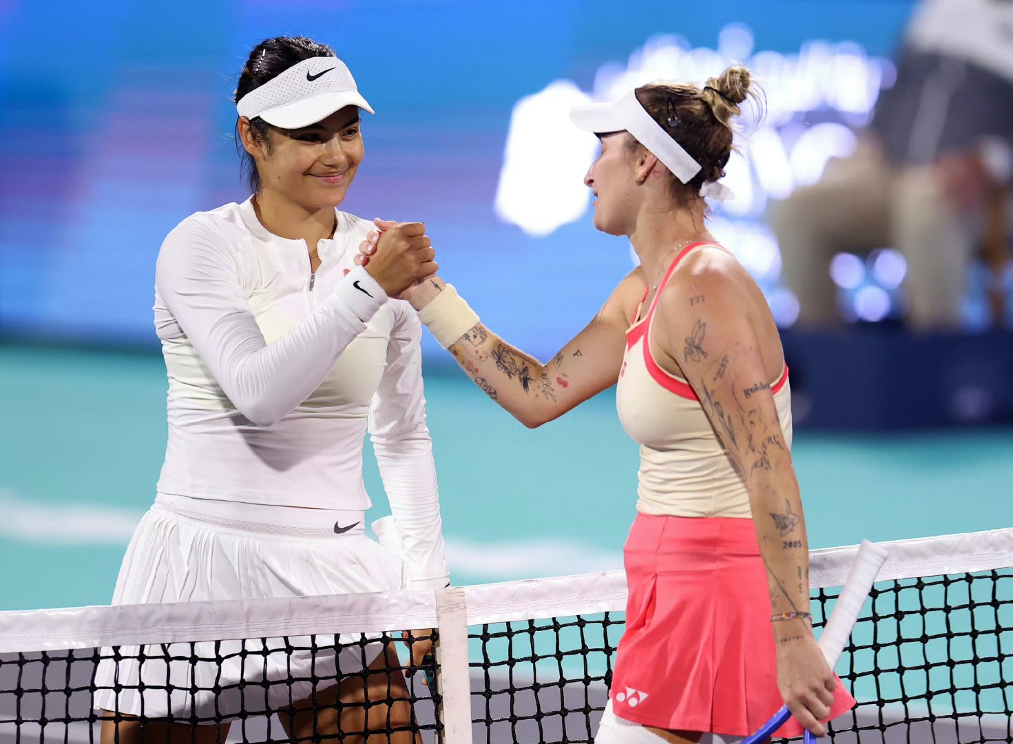 包含萨克拉门托国王训练开放日；集结日内部沟通引欢呼；全明星赛在即；训练强度明显提升的词条