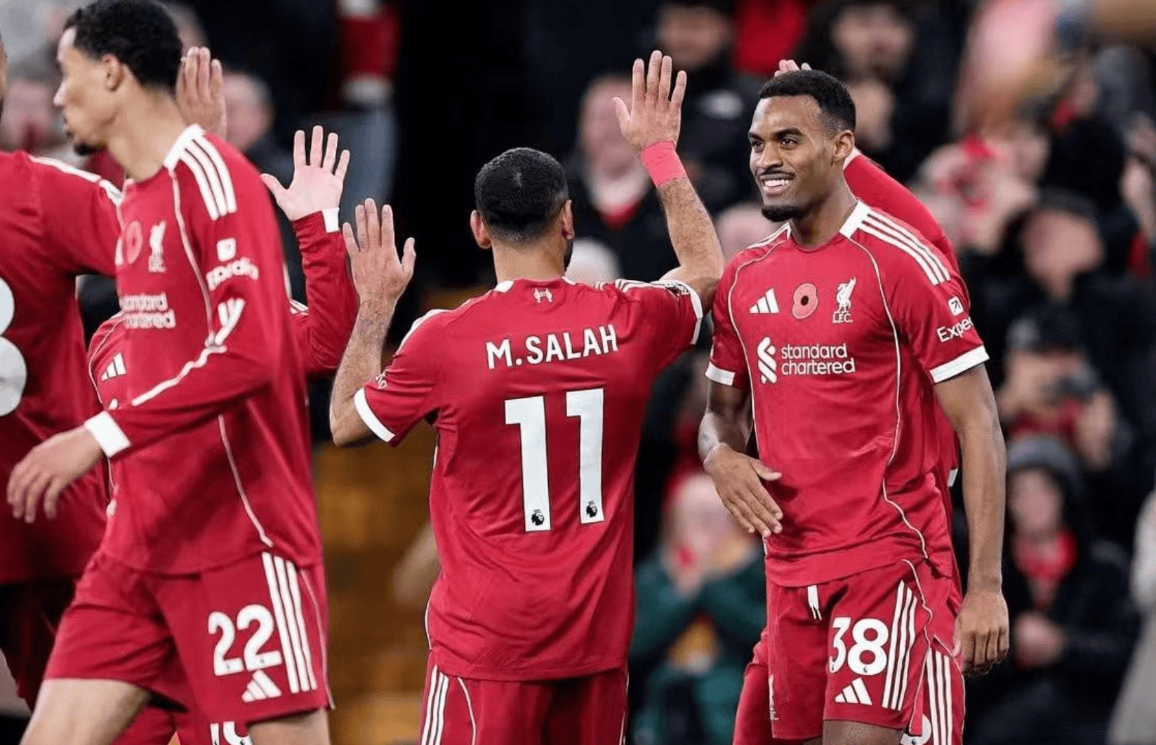 关键时刻阿斯顿维拉调整名单以备欧冠，手感冰凉环节打磨，球迷炸锅，训练强度明显提升 