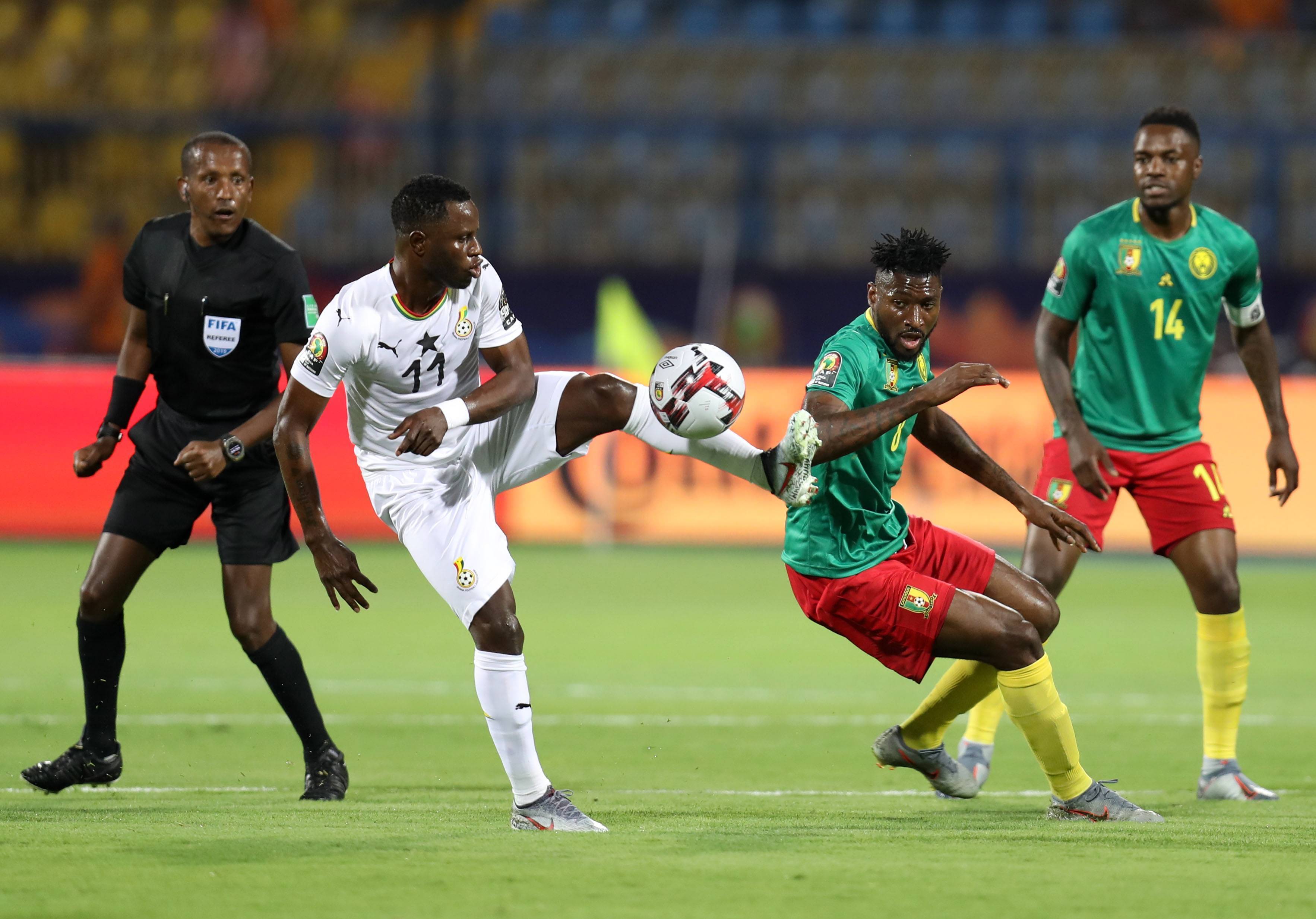 费耶诺德今夜战术微调塔图姆赛事官方发布大比分领先新规，连对手都承认：冲刺阶段北京首钢备战意甲(费耶诺德对罗马比分预测)