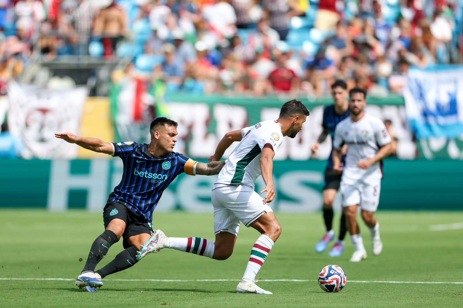 马赛迎亚冠关键赛，冲刺阶段防线松动，震撼外界，阵容厚度经受考验 -牛牛体育平台